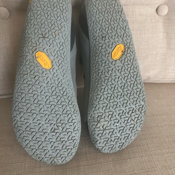 Merrell Women Gray and Black Athletic Shoes size 8 - Picture 5 of 7